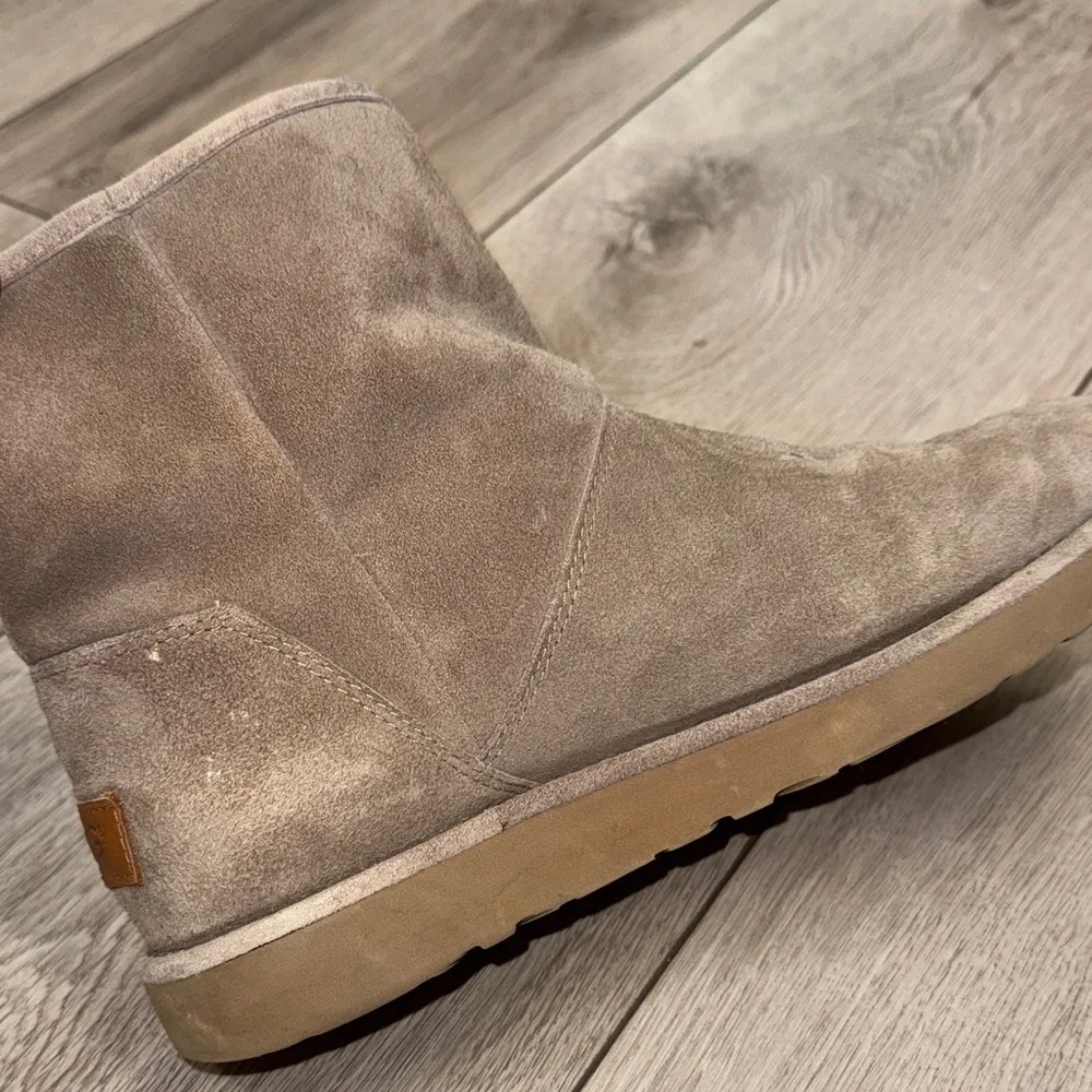 UGG Kip Suede Zip-Boots - Picture 8 of 8